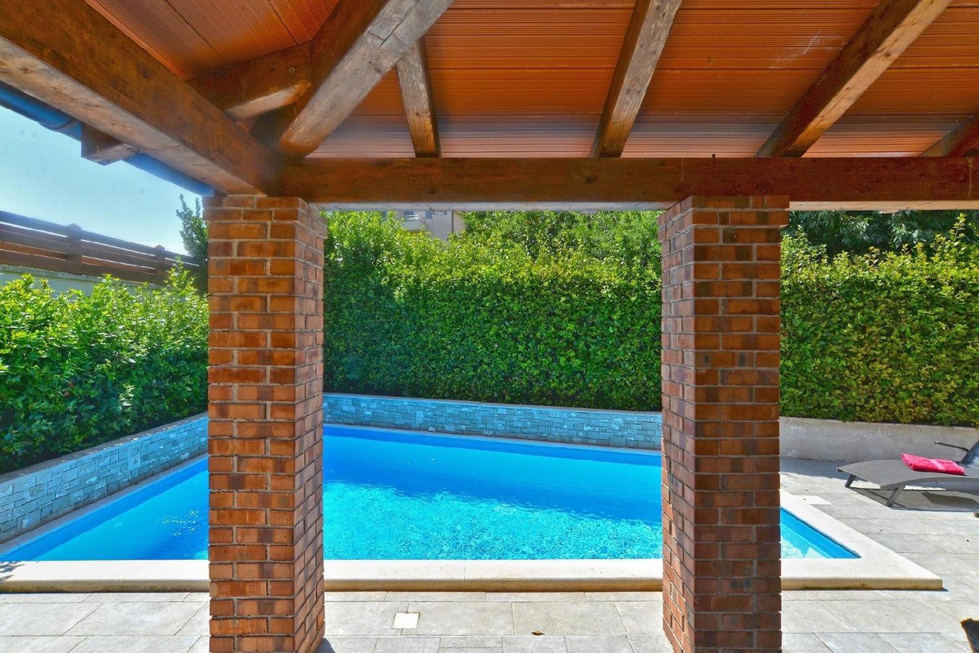 Ferienhaus Mit Privatpool Fuer 5 Personen Ca 80 Qm In Liznjan, Istrien Suedkueste Von Istrien ภายนอก รูปภาพ