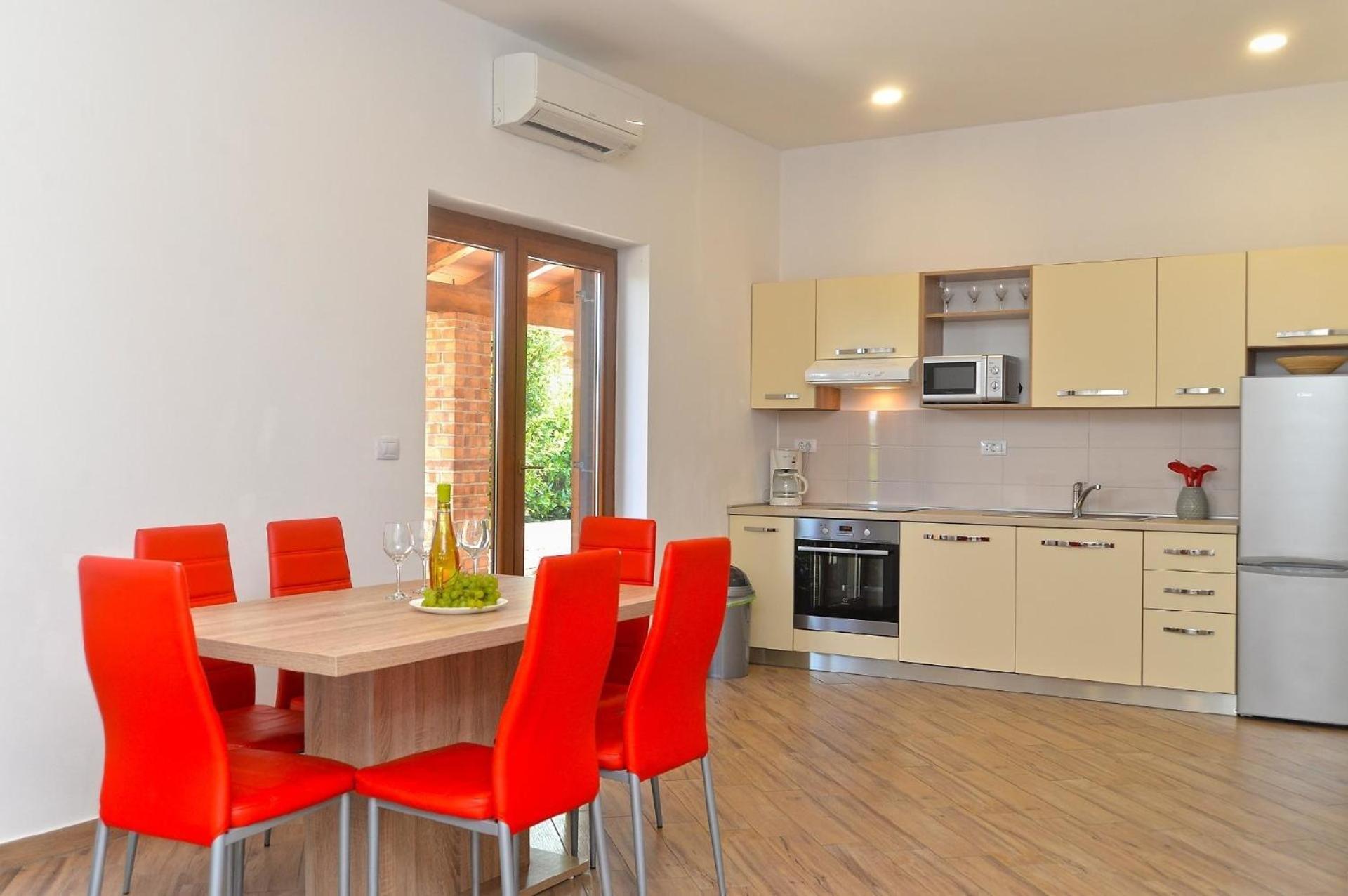 Ferienhaus Mit Privatpool Fuer 5 Personen Ca 80 Qm In Liznjan, Istrien Suedkueste Von Istrien ภายนอก รูปภาพ